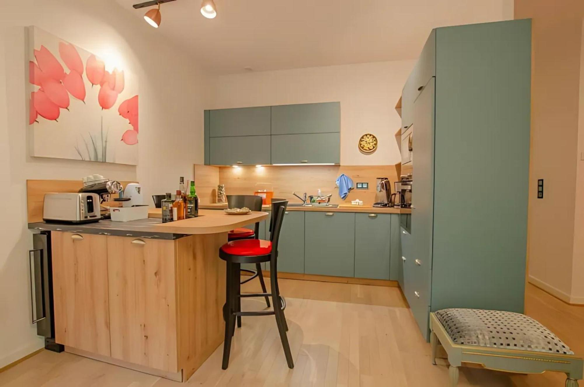 Superbe Appartement Au Coeur De Труа Экстерьер фото